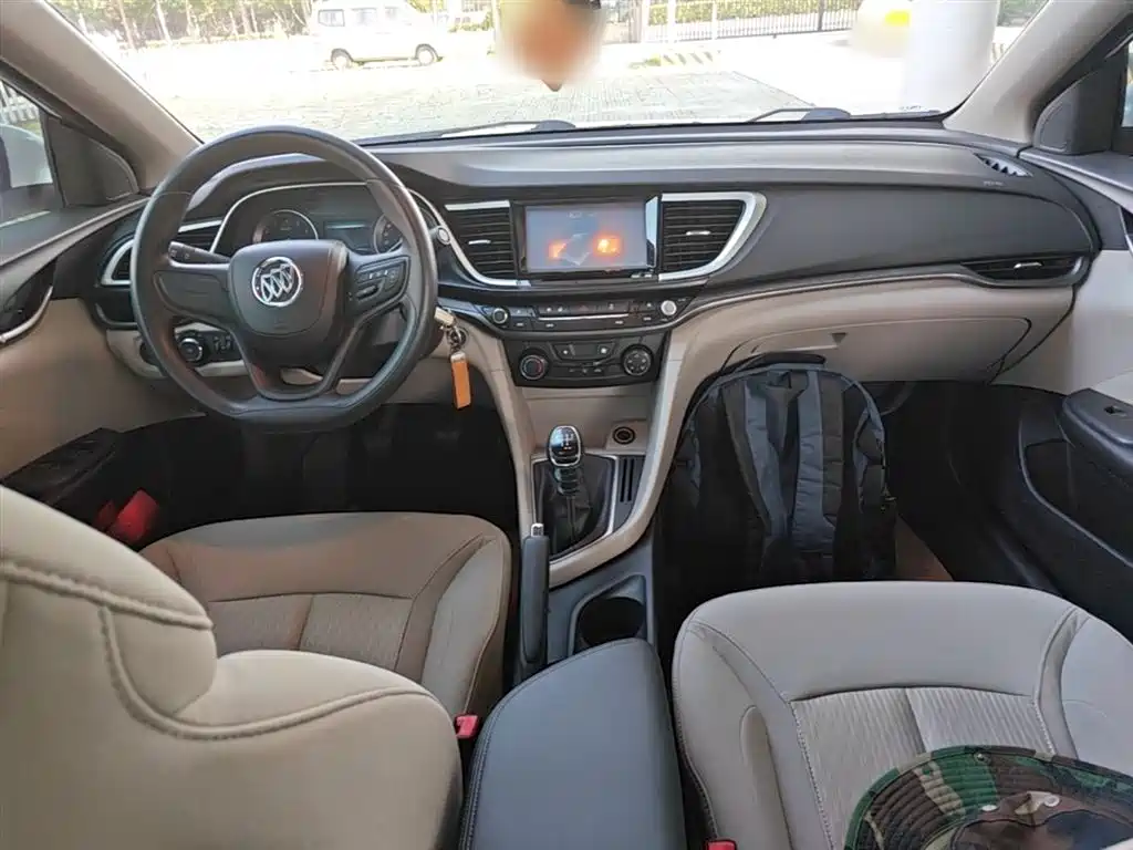 Buick Excelle 2015 — фото 10