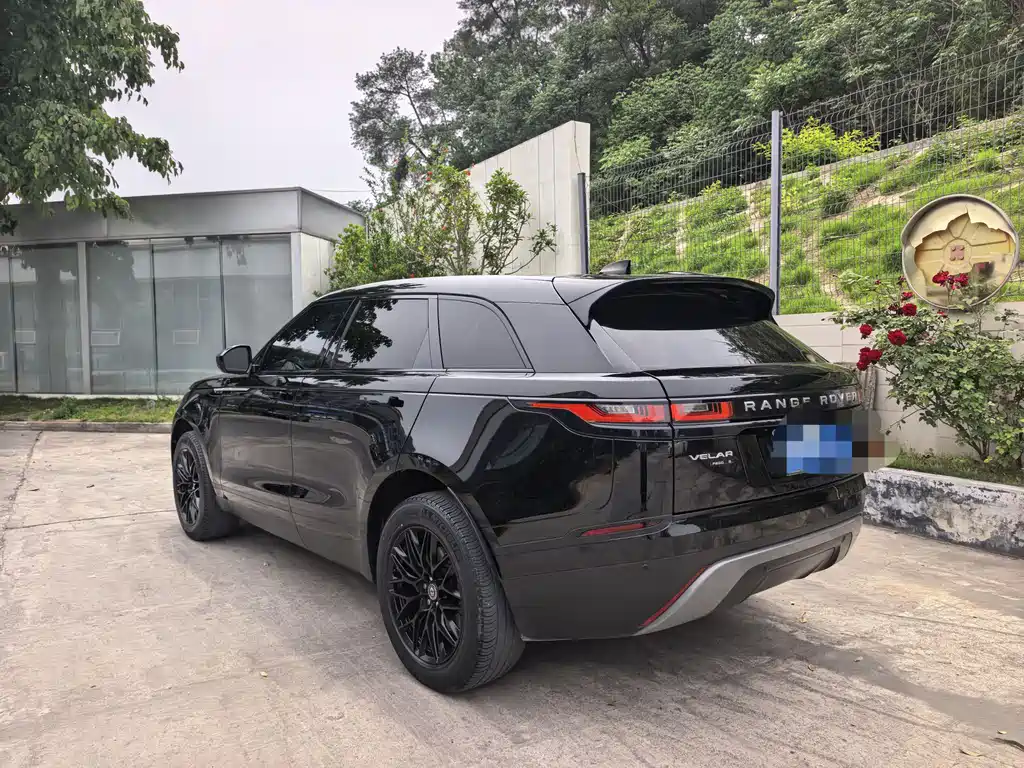 Land Rover Velar 2018 — фото 6