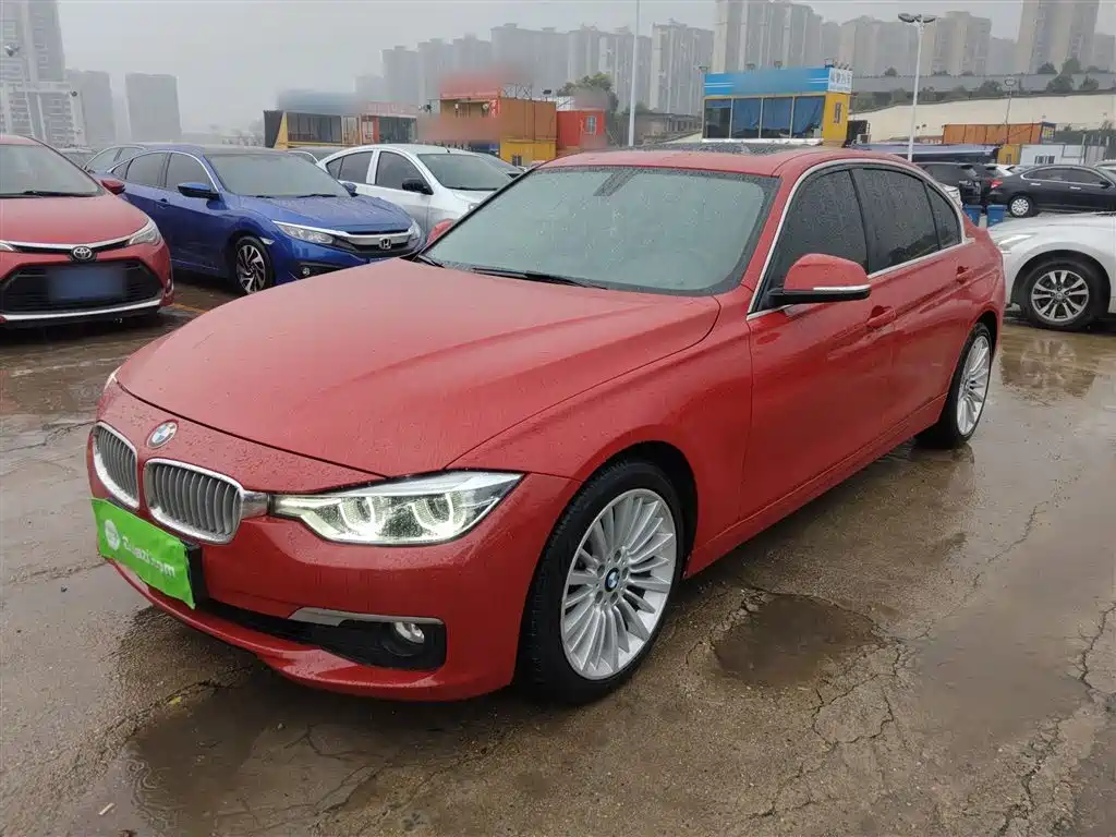 BMW 3 Series 2018 — фото 1