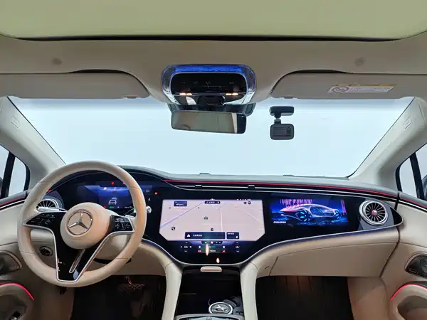 Mercedes-Benz EQS 2023