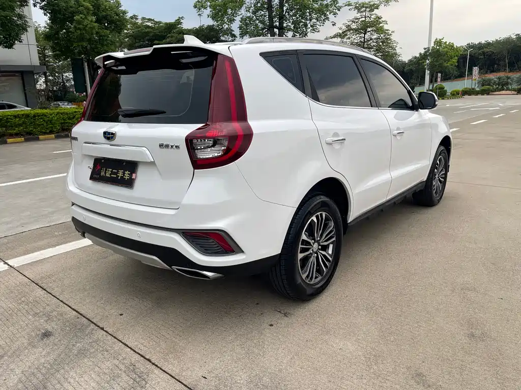 Geely Vision X6 2018 — фото 14