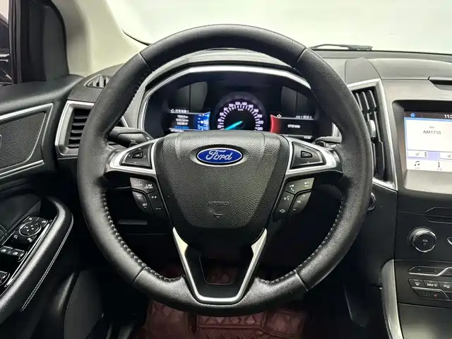 Ford Edge 2019 — фото 10