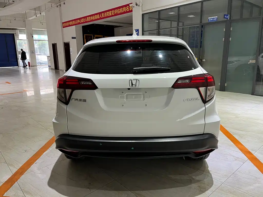 Honda Vezel 2022 — фото 5