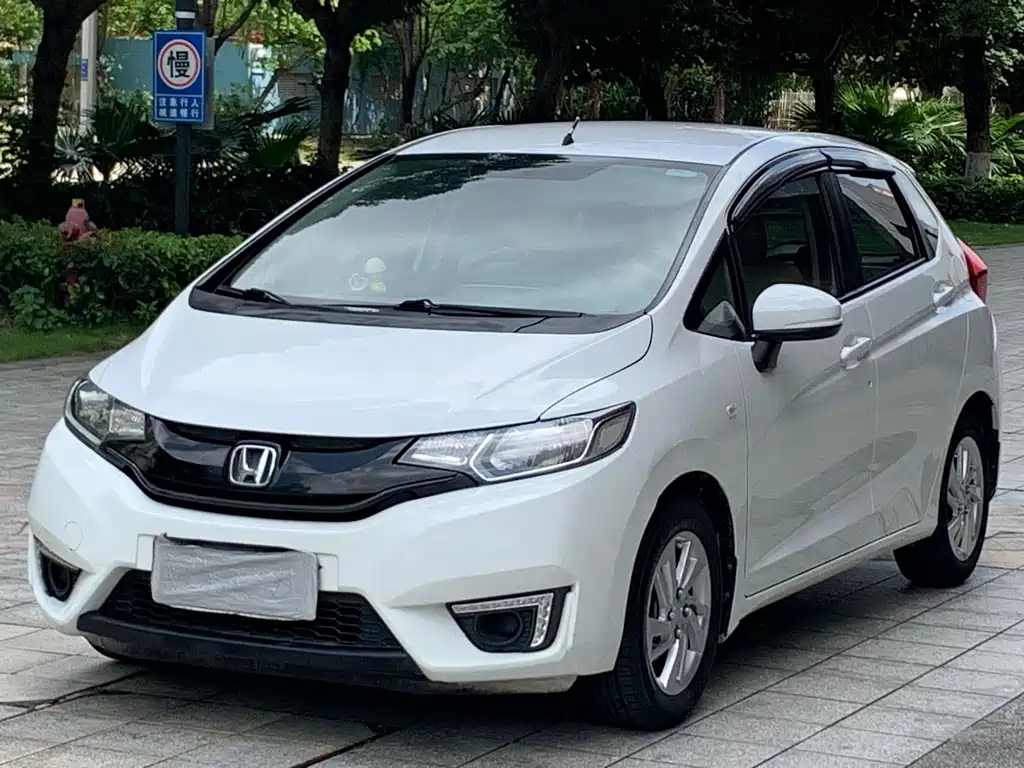 Honda Fit 2015 — фото 1