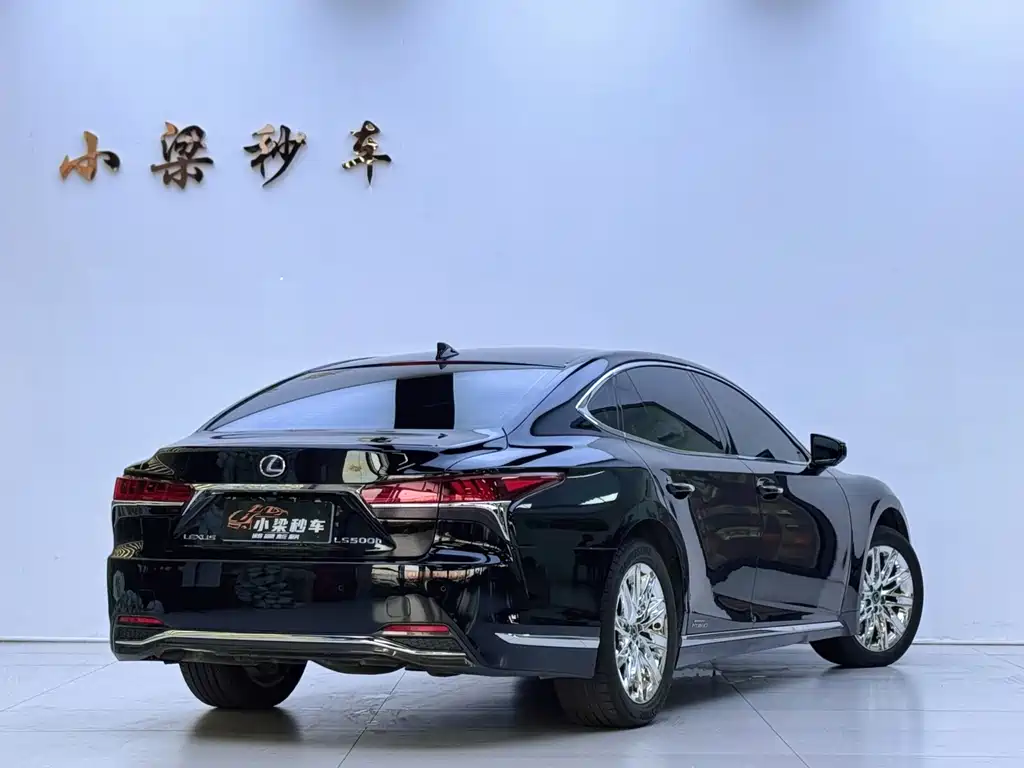 Lexus LS 2020 — фото 3