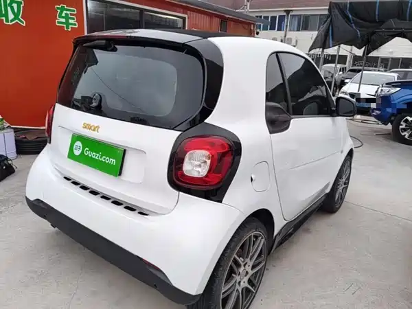 smart fortwo 2018