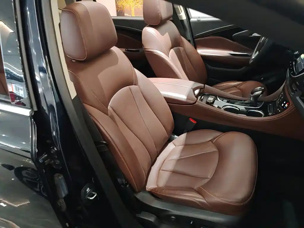Buick Envision Plus 2020 — фото 25