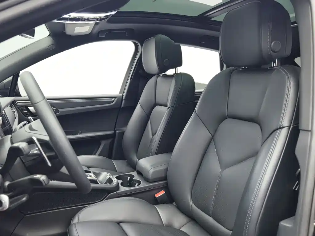 Porsche Macan 2024 — фото 11