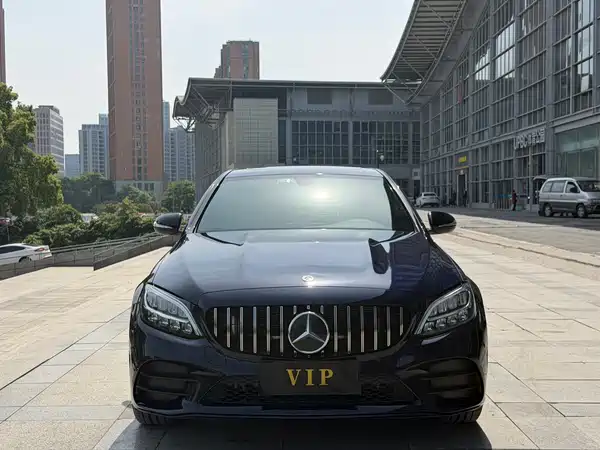 Mercedes-Benz C-Class 2020