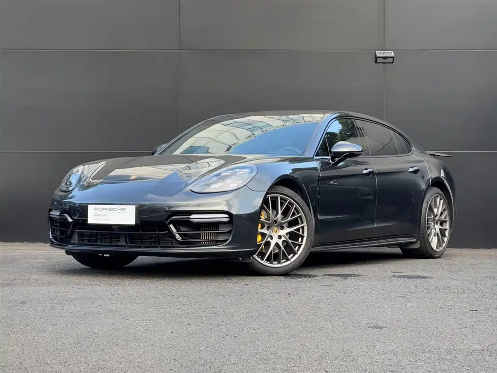 Porsche Panamera 2021 — фото 1