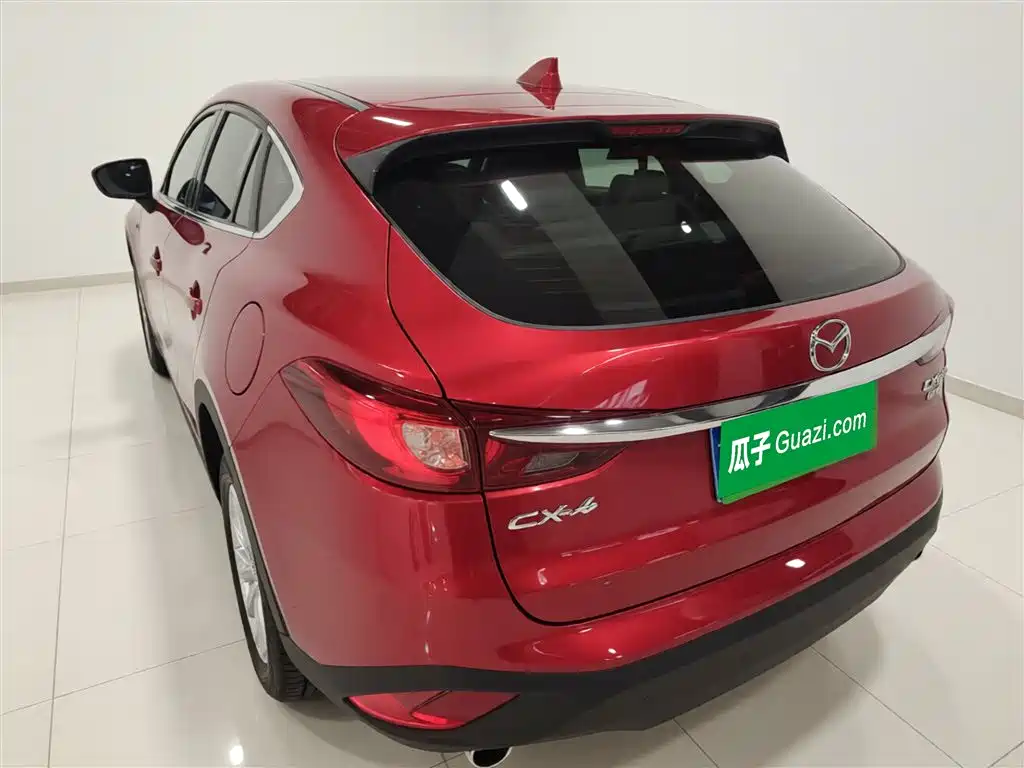 Mazda CX-4 2017 — фото 4