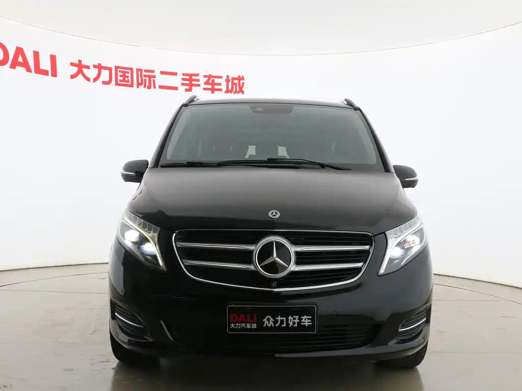 Mercedes-Benz V-Class 2018 — фото 2