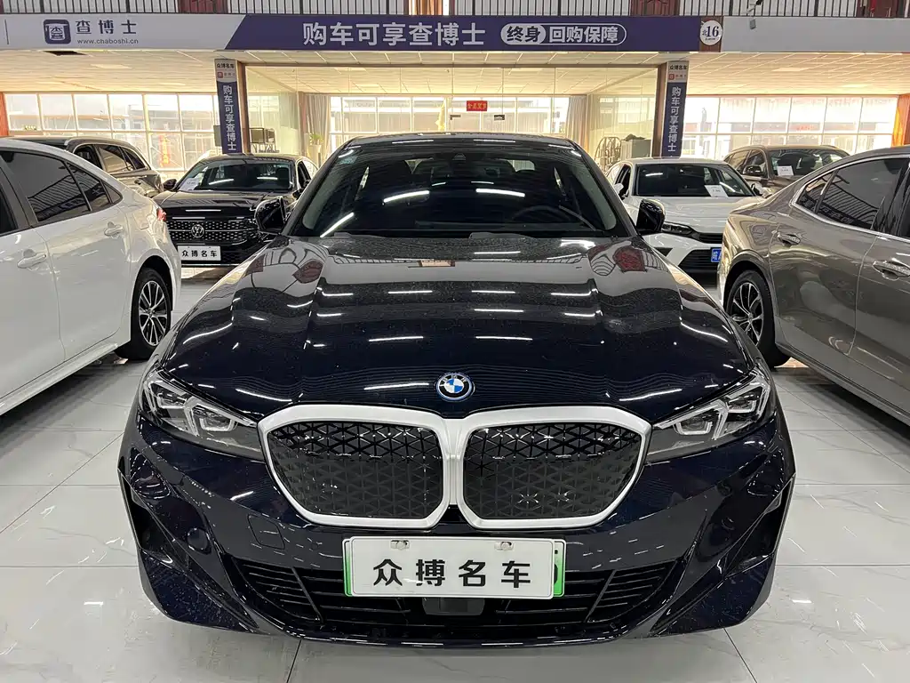 BMW i3 2025 — фото 2