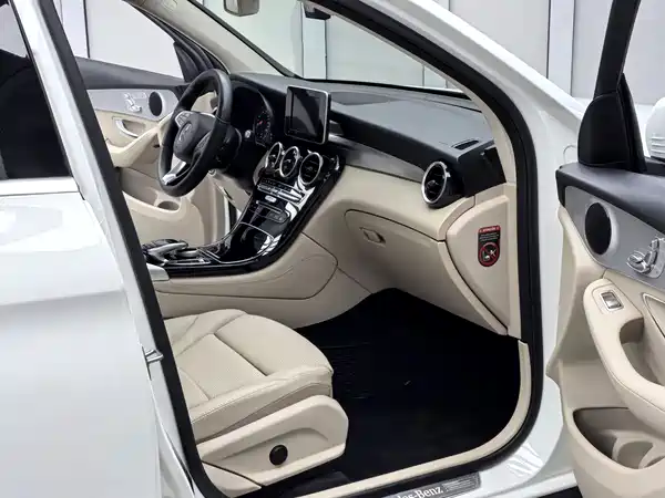 Mercedes-Benz GLC 2018