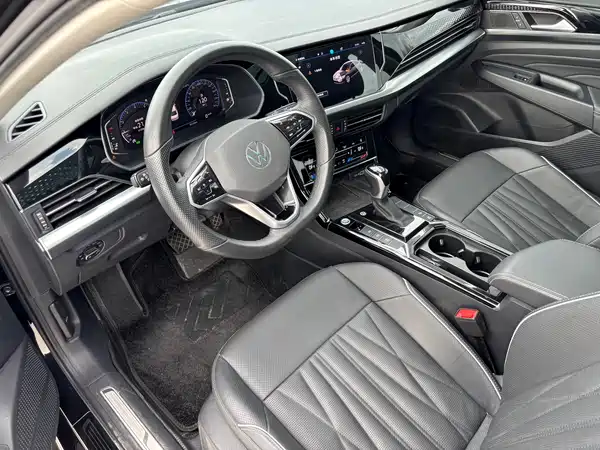 Volkswagen Passat 2023