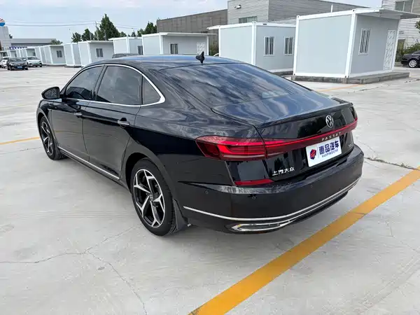 Volkswagen Passat 2023