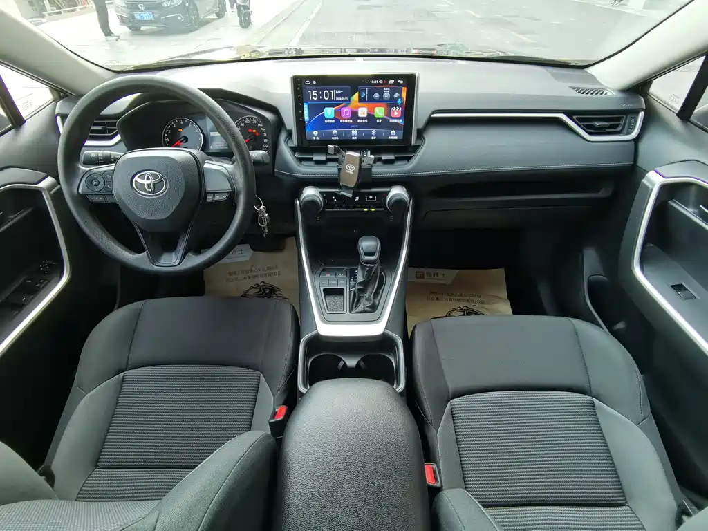 Toyota Wildlander 2022 — фото 10