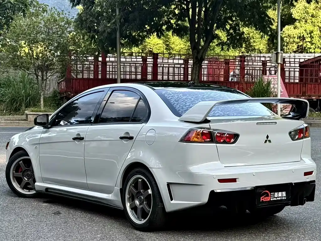 Mitsubishi Lancer EX 2015 — фото 7