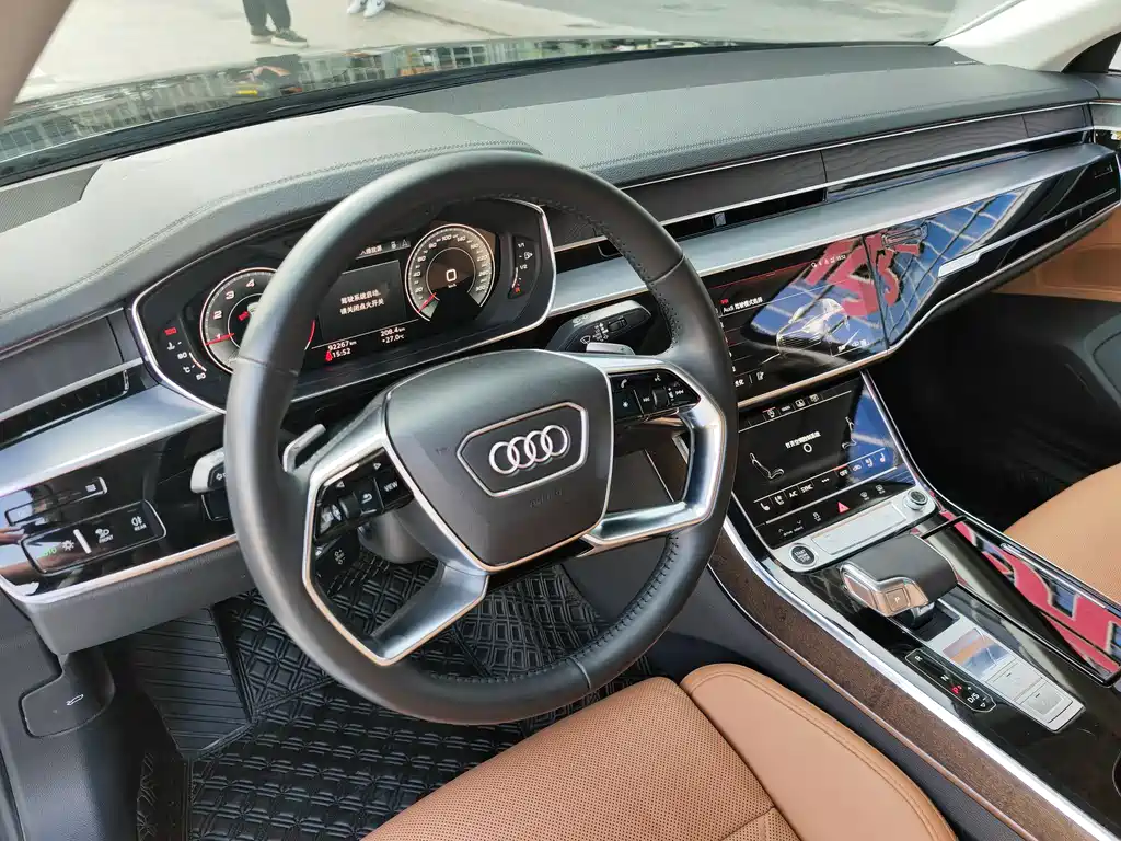 Audi A8 2020 — фото 5