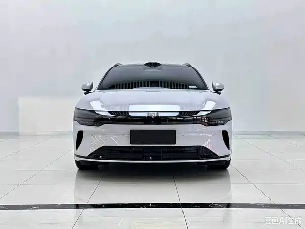 Zeekr 007GT 2025
