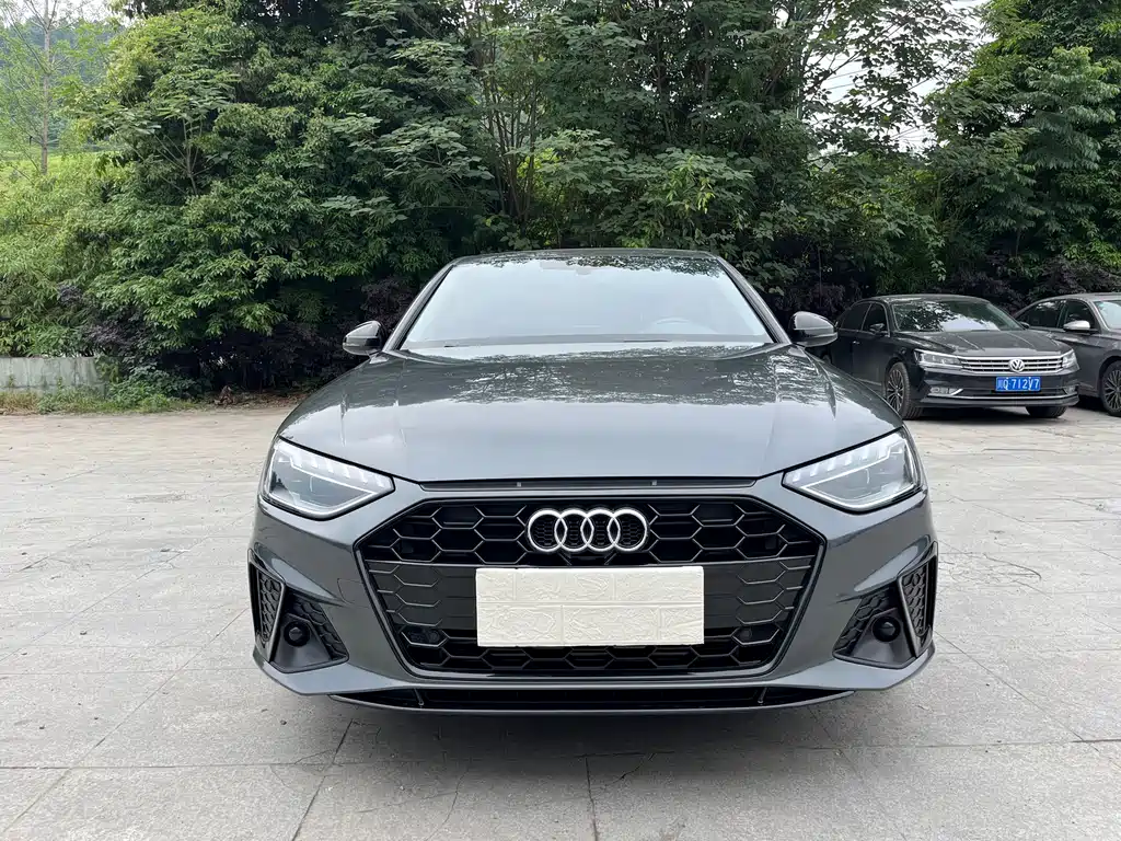 Audi A4L 2023 — фото 2