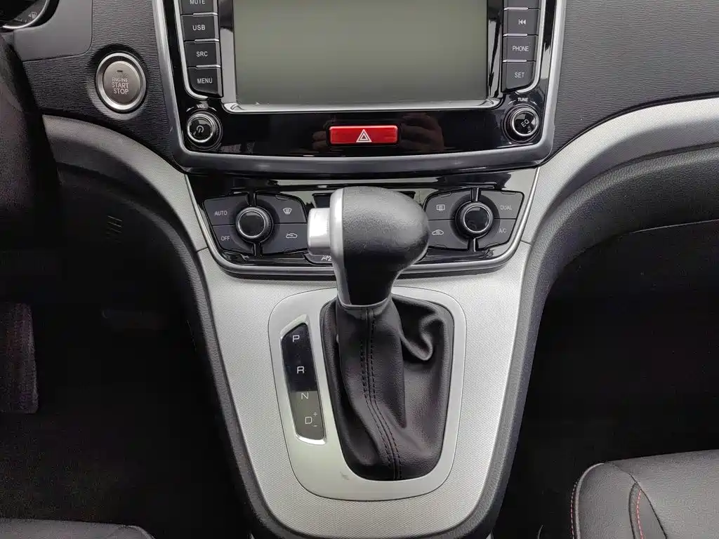 Haval M6 2019 — фото 13