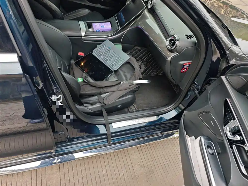 Mercedes-Benz C-Class 2022 — фото 20