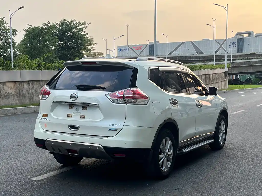 Nissan X-Trail 2014 — фото 19