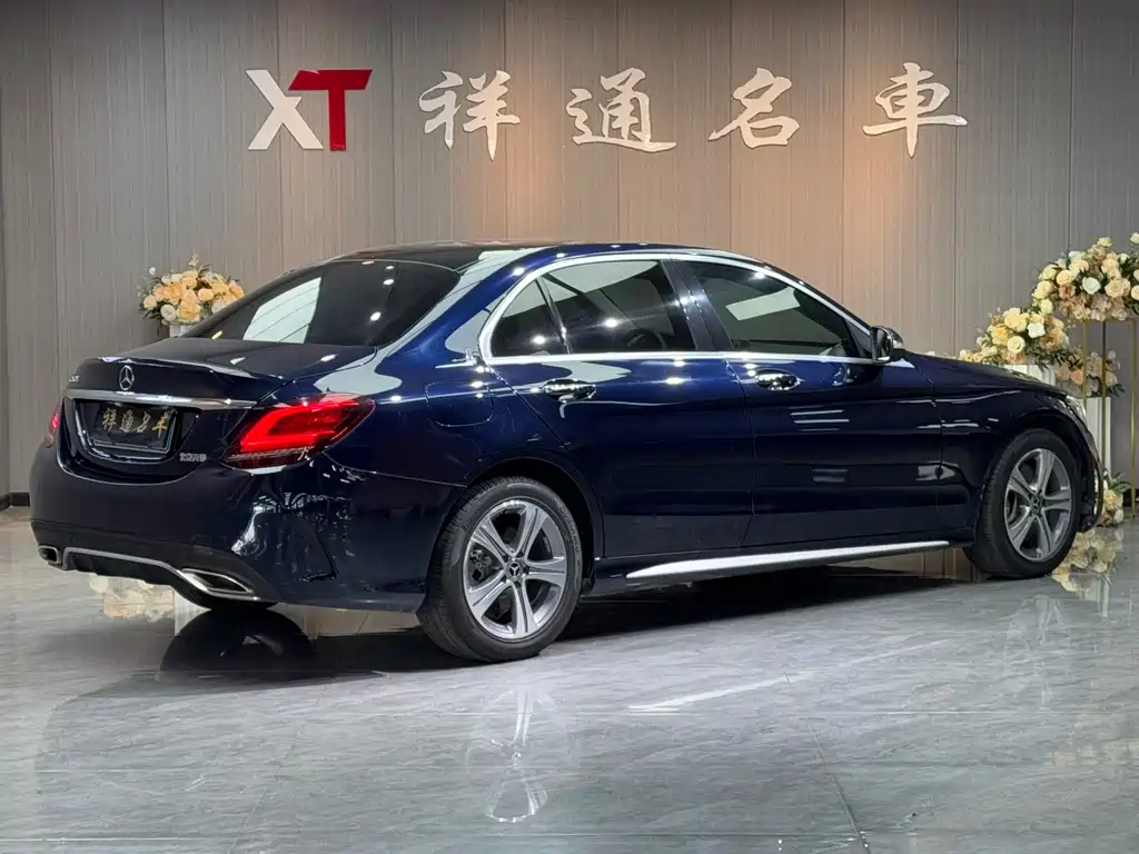 Mercedes-Benz C-Class 2020 — фото 17