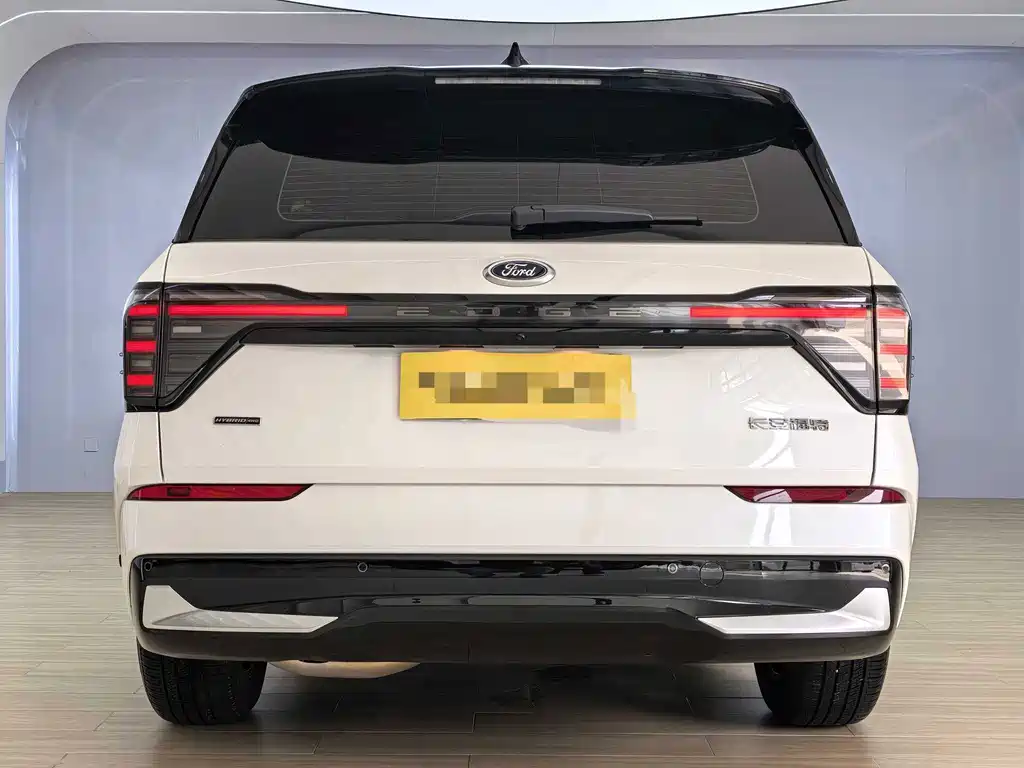 Ford Edge 2025 — фото 18