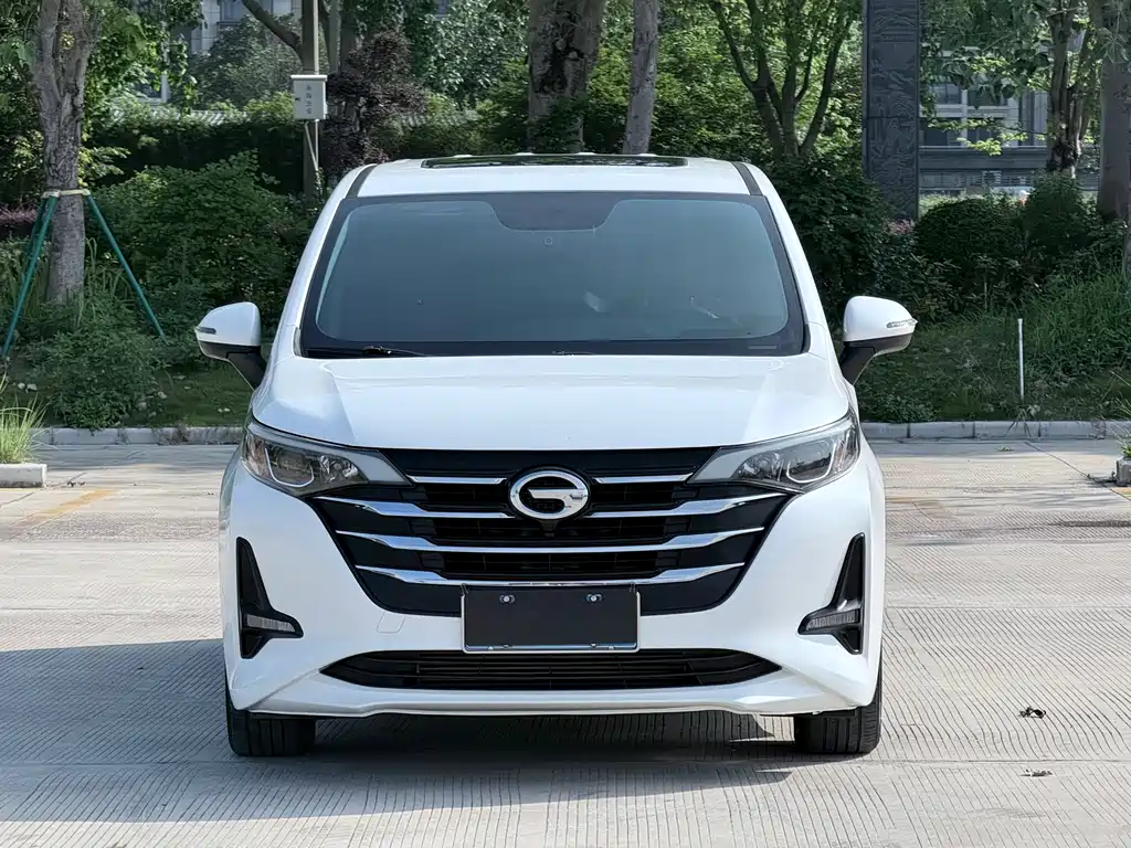 GAC Motor Trumpchi M6 2020 — фото 2