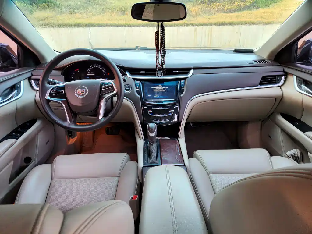 Cadillac XTS 2016 — фото 14