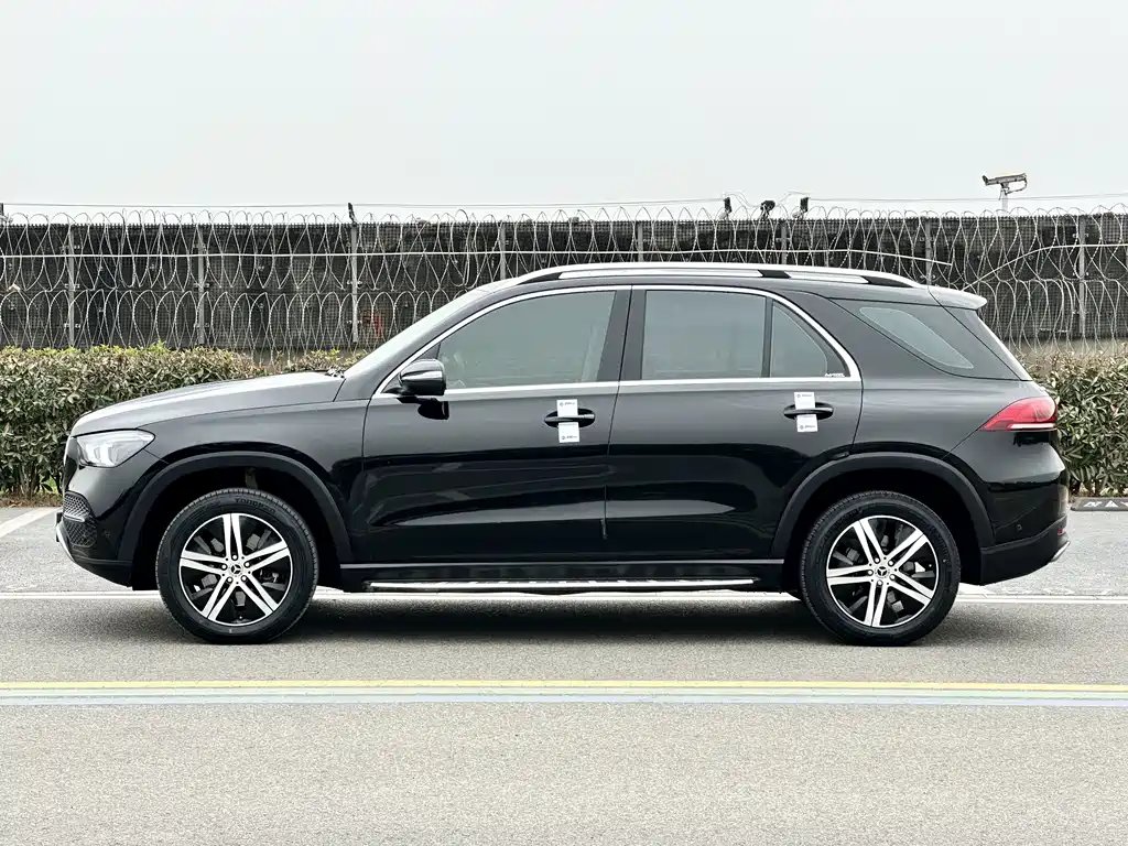 Mercedes-Benz GLE 2021