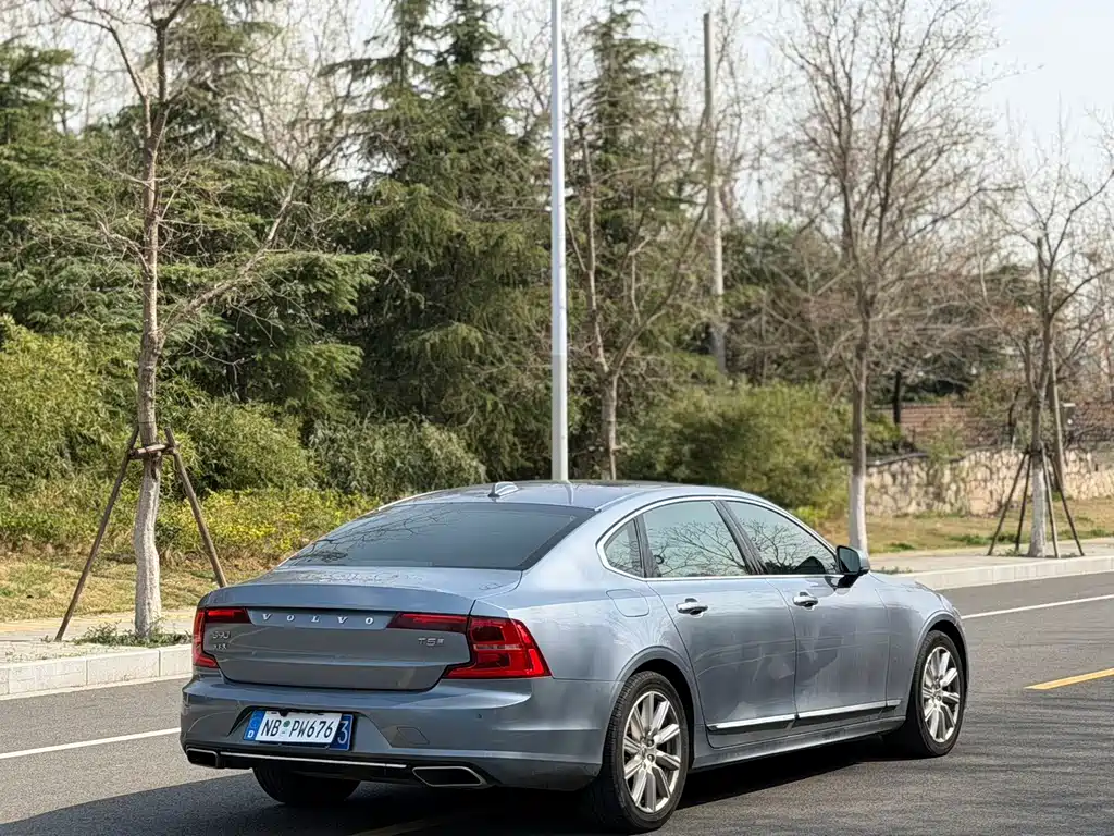 Volvo S90 2020 — фото 12