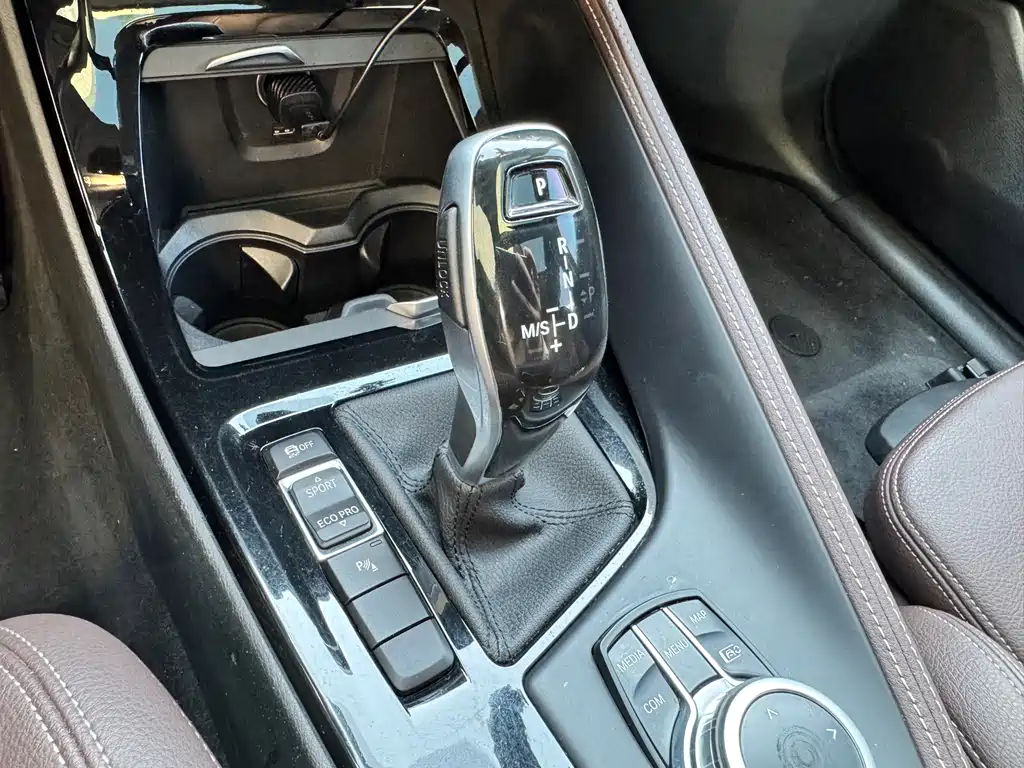 BMW X2 2021 — фото 10