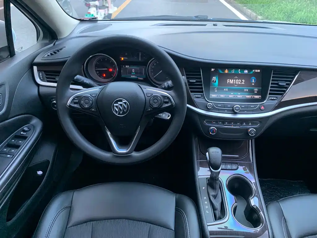 Buick Verano 2018 — фото 12
