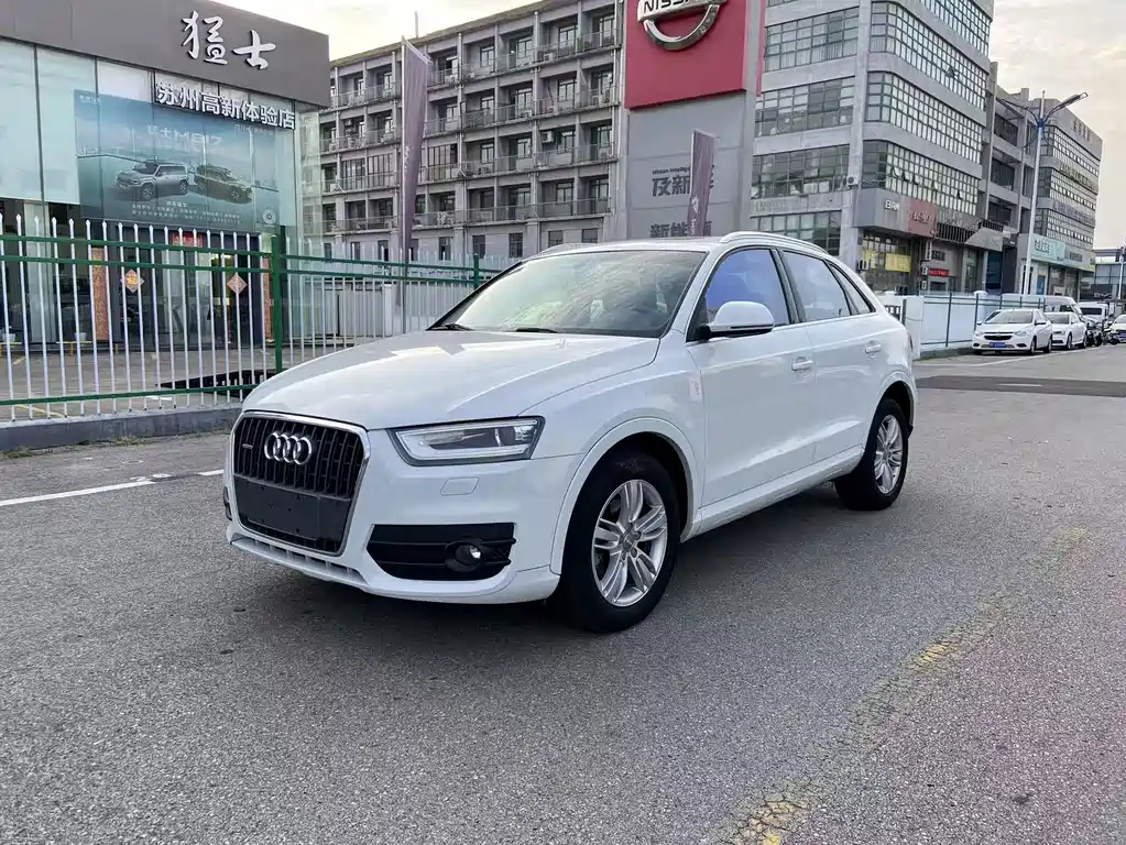 Audi Q3 2014