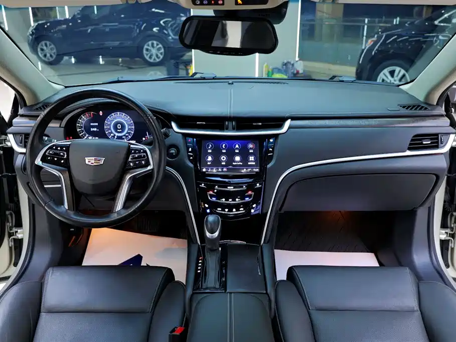 Cadillac XTS 2018 — фото 19