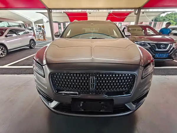 Lincoln Nautilus 2019