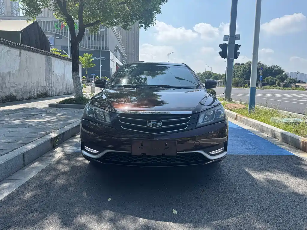 Geely Emgrand 2015