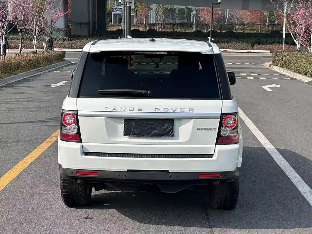 Land Rover Sport 2013 — фото 16