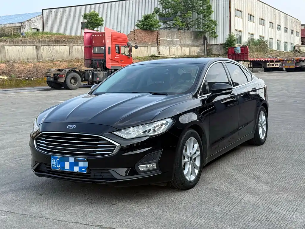 Ford Mondeo 2021 — фото 1