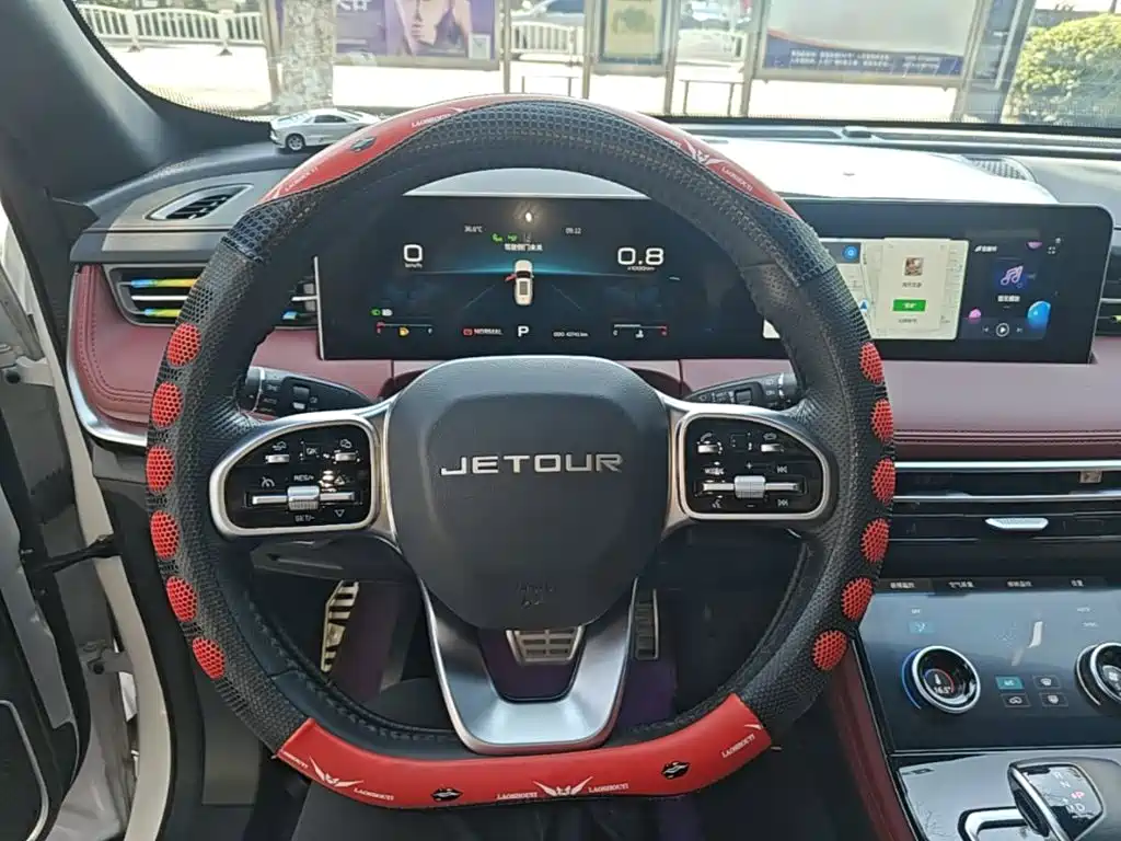 Jetour X70 PLUS 2023 — фото 11