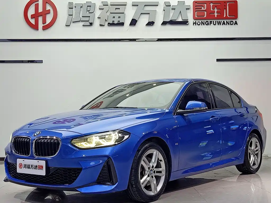 BMW 1 Series 2019 — фото 1