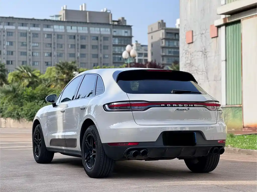 Porsche Macan 2016 — фото 4