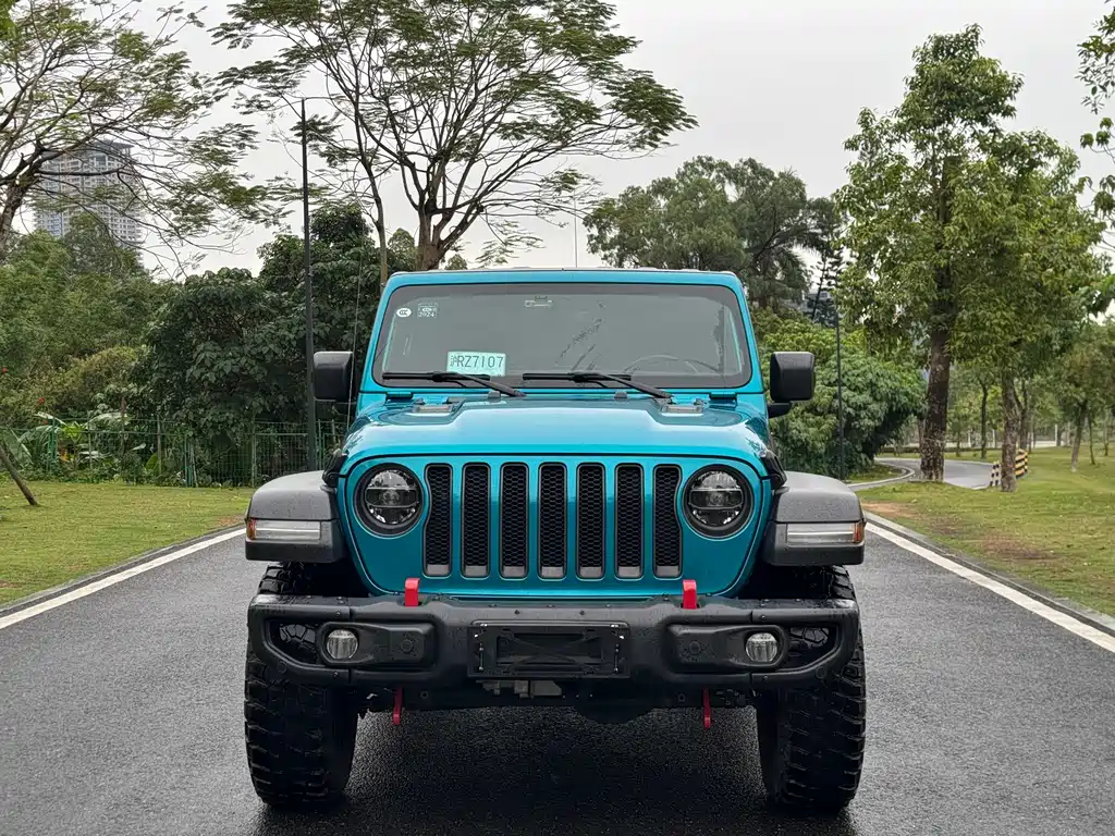 Jeep Wrangler 2020 — фото 2