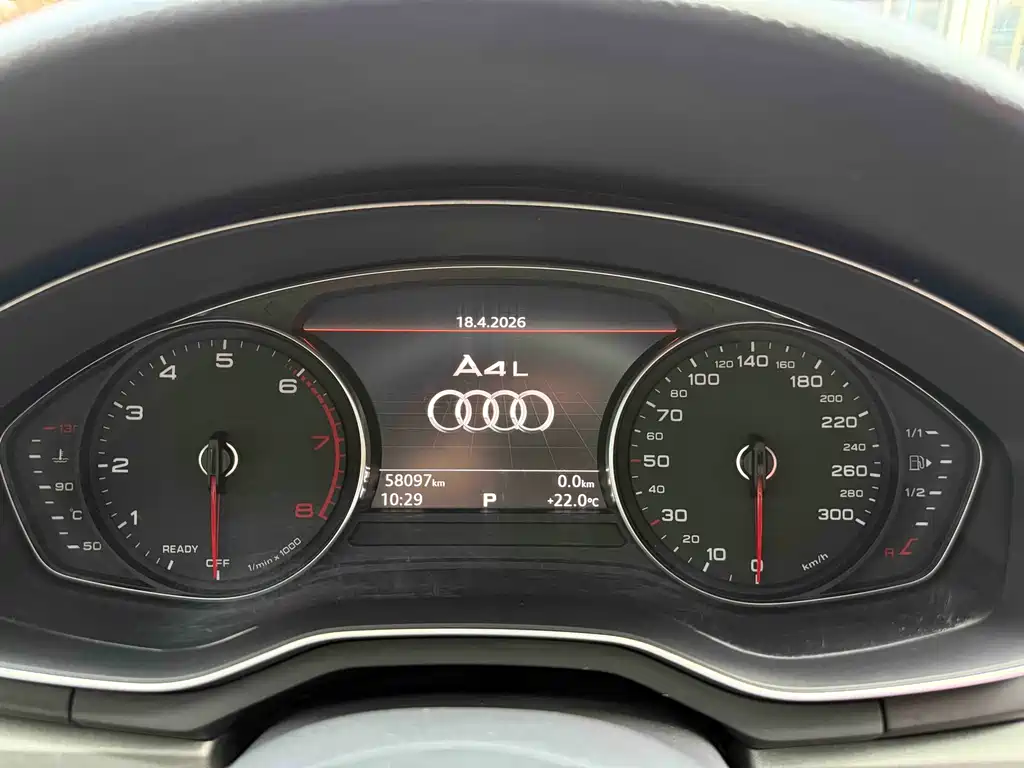 Audi A4L 2019 — фото 20