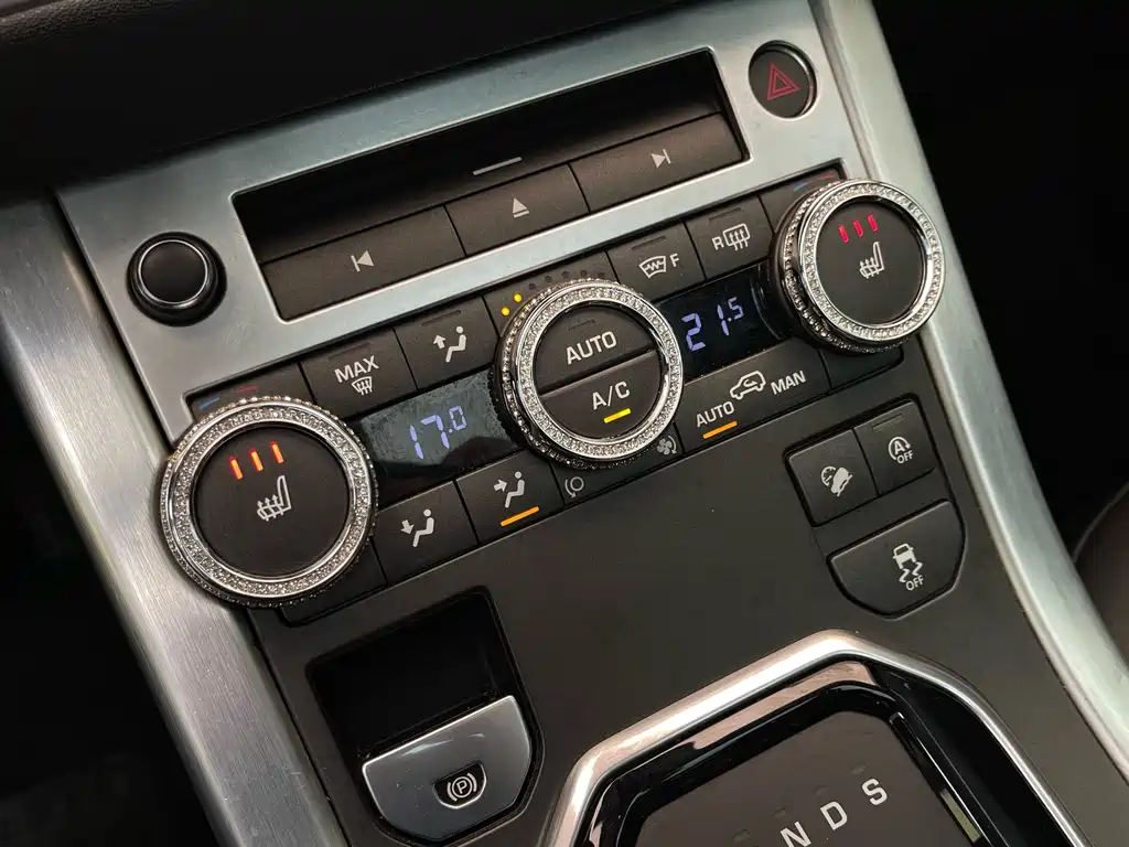Land Rover Evoque 2018 — фото 19