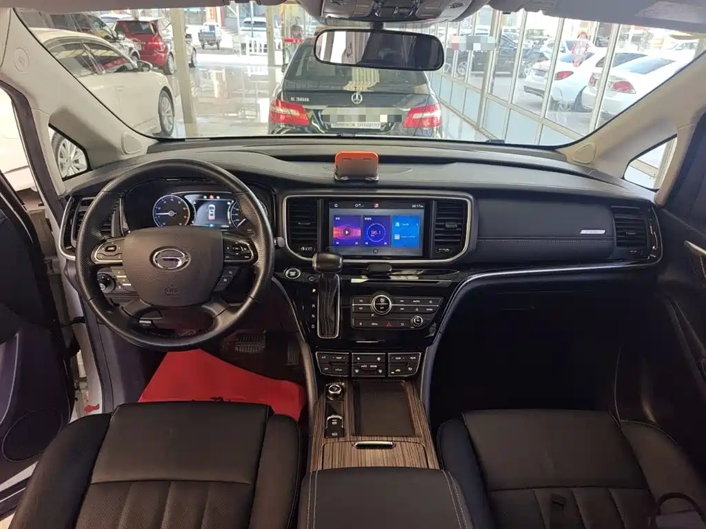 GAC Motor Trumpchi M8 2020 — фото 10