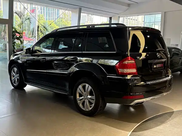 Mercedes-Benz GL-Class 2011